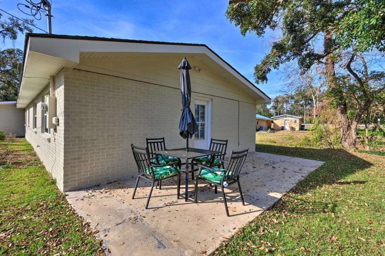 Spacious Gulfport Home With Yard 1 Mi To Beach エクステリア 写真